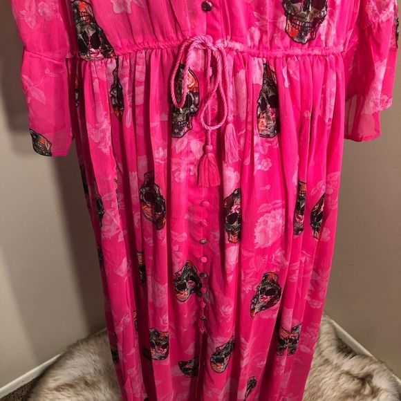TORRID CHIFFON MAXI DRESS - SKULL PINK NWT - Picture 7 of 14